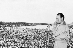 Bob Hope at Punchbowl 1944